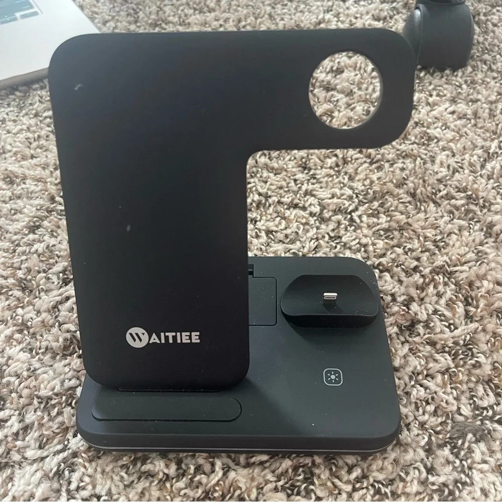 Wireless Charger 3-in-1 Station